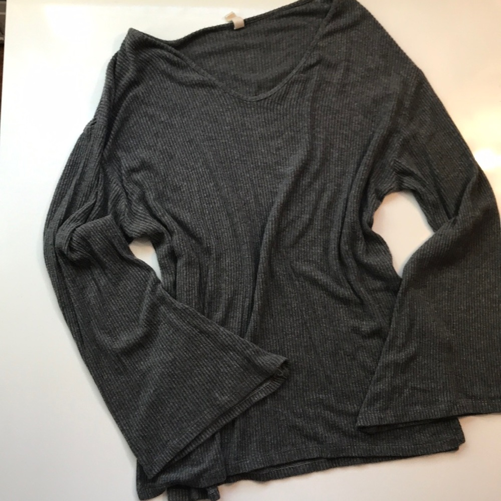 Soft heather gray sweater with bell sleeves